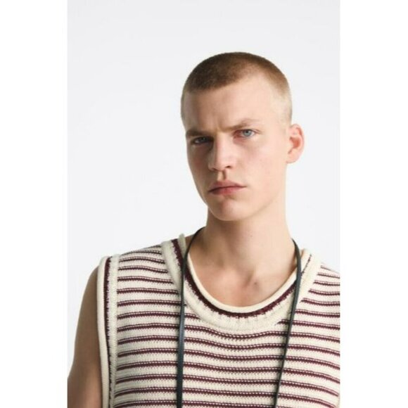 2/$30 Zara Relaxed Crew Neck Vest‎ Size Medium - Picture 4 of 16
